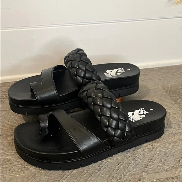 Sam & Libby Adelia Braided Footbed Sandal - Black - Size 8 - Picture 3 of 9